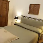 Affittacamere Residenza Le 6 A