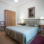 Residenza Le 6 A Affittacamere