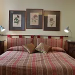 Residenza Le 6 A Πανσιόν