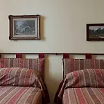 Residenza Le 6 A Trieste