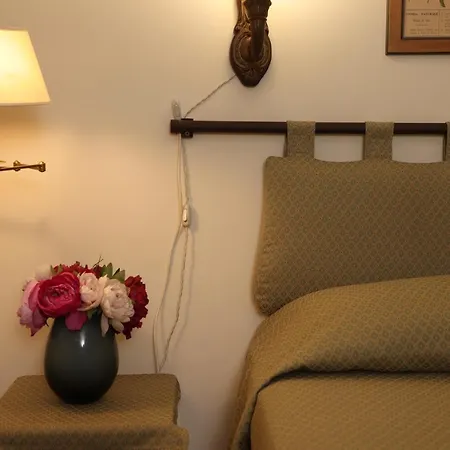 Residenza Le 6 A Trieste