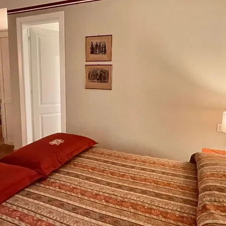 Residenza Le 6 A 4* Trieste