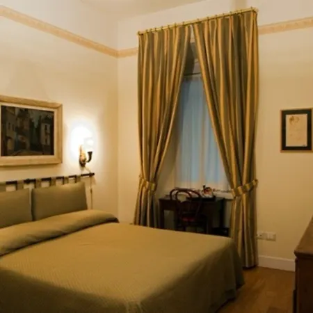 Residenza Le 6 A Trieste