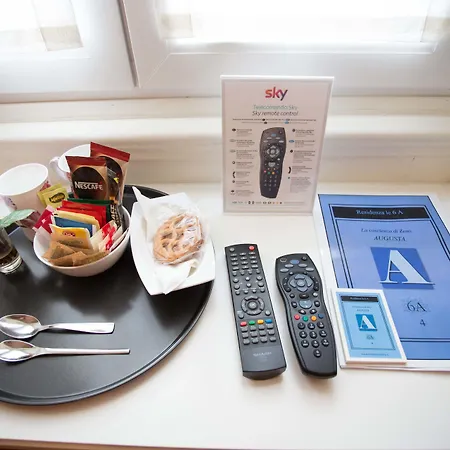 Residenza Le 6 A Guest house