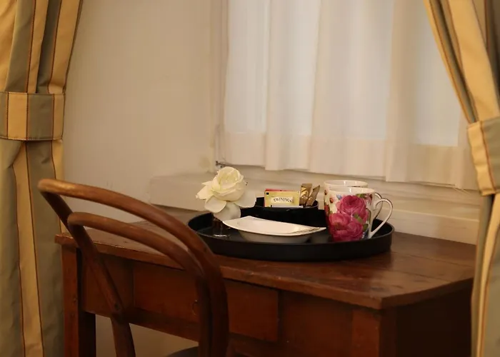 Residenza Le 6 A Trieste