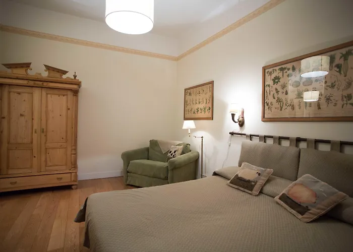 Residenza Le 6 A Πανσιόν 4*