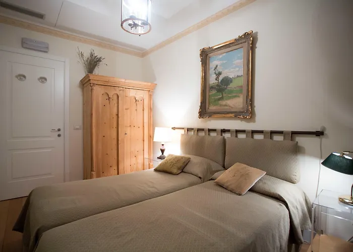 Residenza Le 6 A Pensión Trieste