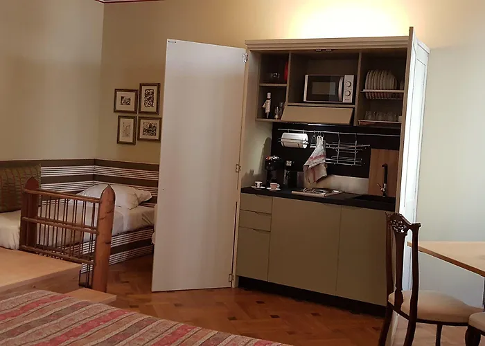 Residenza Le 6 A Τεργέστη